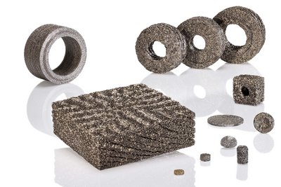 Industrielle Produktfotografie von Filterkassetten mit Fokus auf technische Struktur und Materialqualität, umgesetzt durch Fotograf Nürnberg.