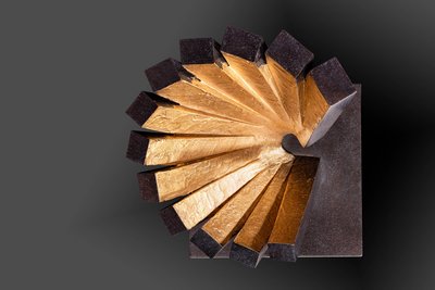 Metallischer Award fotografiert im Studio vom Fotograf Nürnberg.