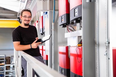 Monteur in der Produktion – Employer Branding