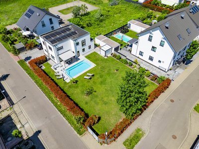 Architekturdrohnenaufnahmen für hochwertige Markenkommunikation