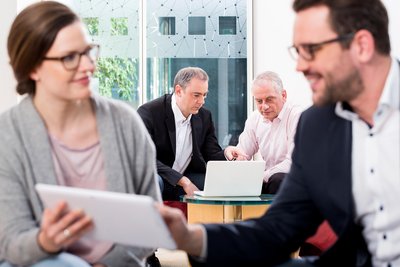 Mitarbeitergespräch Vordergrund und Hintergrund Fotograf Nürnberg